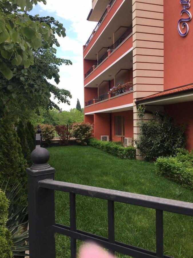 Villa Rossa Apartments Ravda Exterior photo